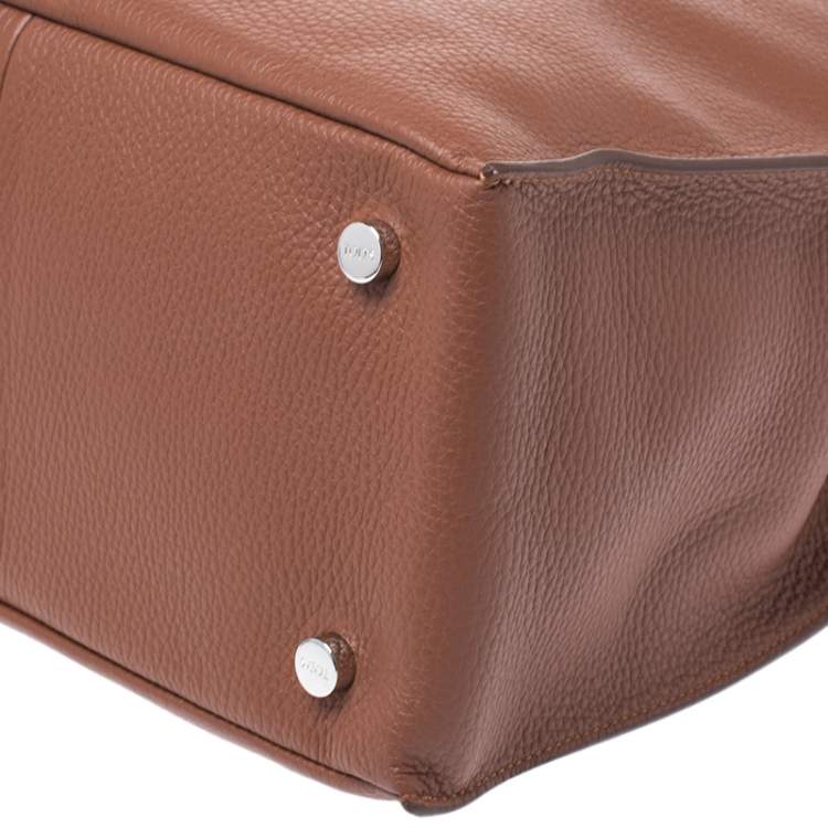 Pre Owned Tod's Brown Leather Small Thea Bucket Shoulder Bag