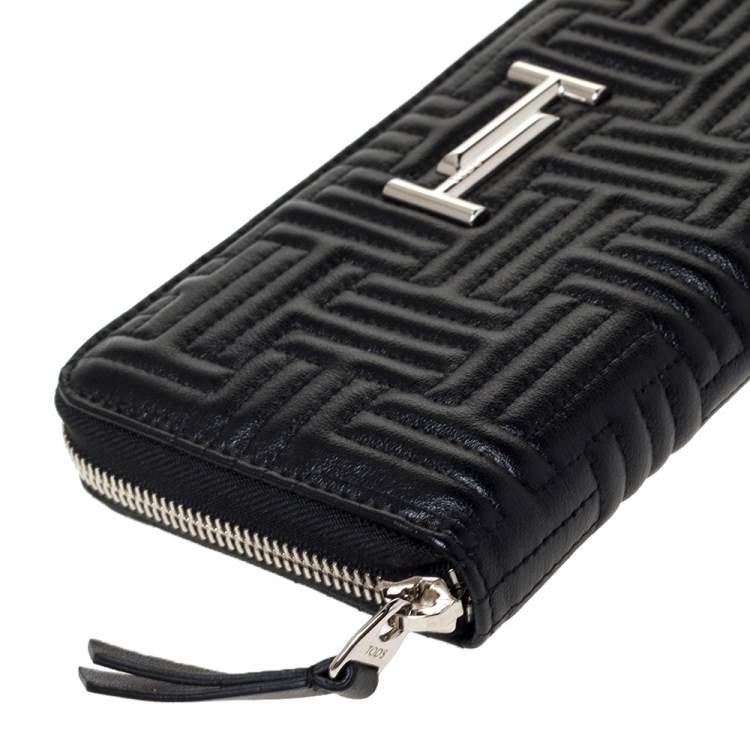 Pre Owned Tod's Black Leather Zip Around Continental Wallet