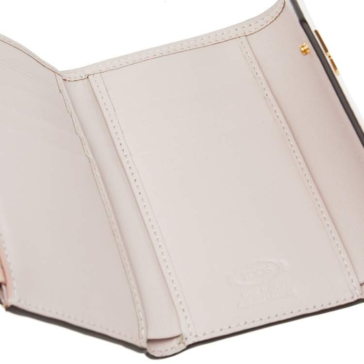 Pre Owned Tod's Beige Leather Continental Wallet