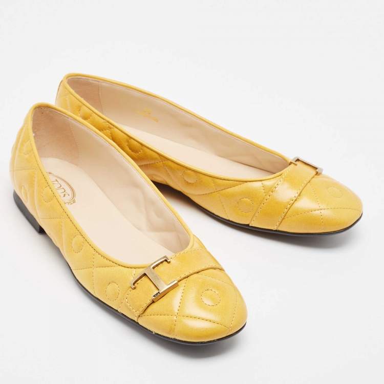 Pre Owned Tod's Yellow Leather Ballet Flats Size 38