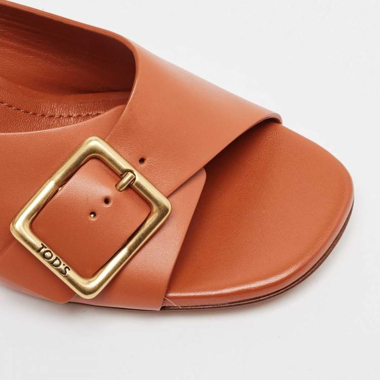 Pre Owned Tod's Brown Leather Slide Sandals Size 39