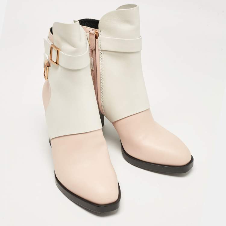 مملوكة مسبقًا Tod's Pink/White Leather Block Heel Ankle Length Boots Size 38.5