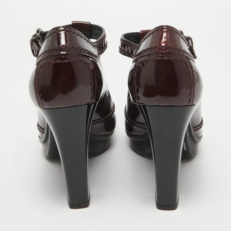 Pre Owned Tod's Burgundy Patent Leather Mary Jane Pumps Size 38.5