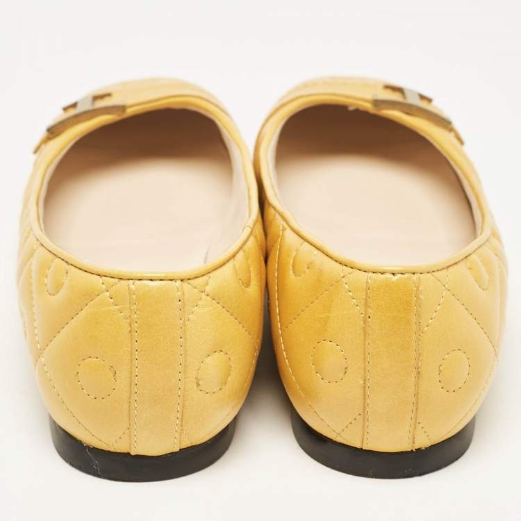Pre Owned Tod's Yellow Quilted Leather T Buckle Ballet Flats Size 36.5