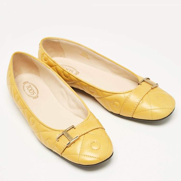 Pre Owned Tod's Yellow Quilted Leather T Buckle Ballet Flats Size 36.5