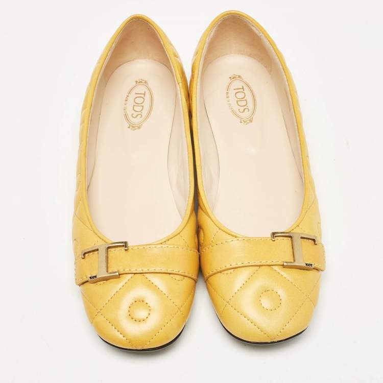 Pre Owned Tod's Yellow Quilted Leather T Buckle Ballet Flats Size 36.5
