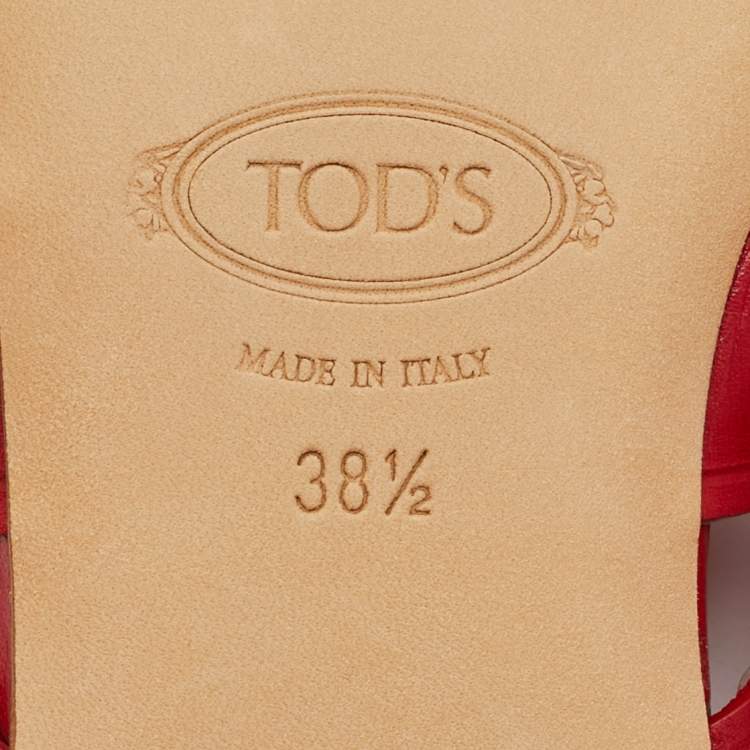 Pre Owned Tod's Red Leather Buckle Detail Thong Flats Size 38.5