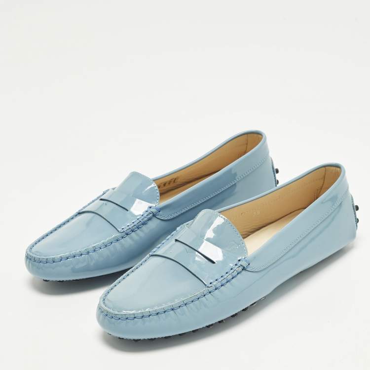 مملوكة مسبقًا Tod's Gommino Size 39 Blue Patent Leather Loafers