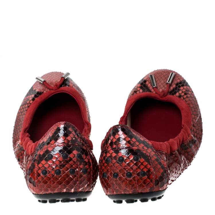 Pre Owned Tod's Red Python Leather Scrunch Ballet Flats Size 38