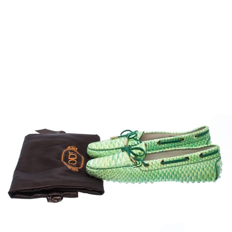 Pre Owned Tod's Green Python Gommino Bow Loafers Size 39