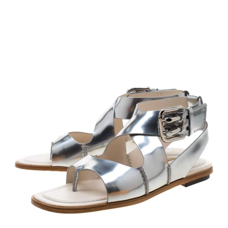 Pre Owned Tod's Metallic Silver Leather Ankle Strap Flat Sandals Size 37.5