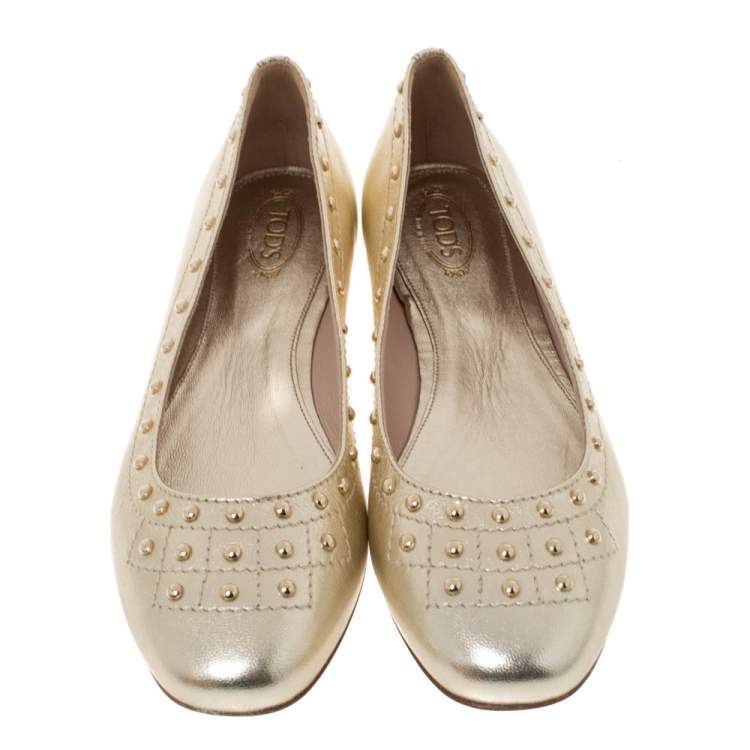 Pre Owned Tod's Metallic Gold Leather Studded Ballet Flats Size 38.5