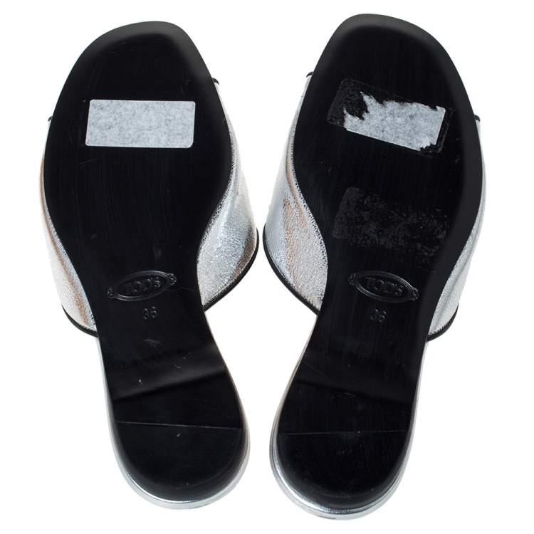 Pre Owned Tod's Metallic Leather Open Toe Flat Slides Size 36