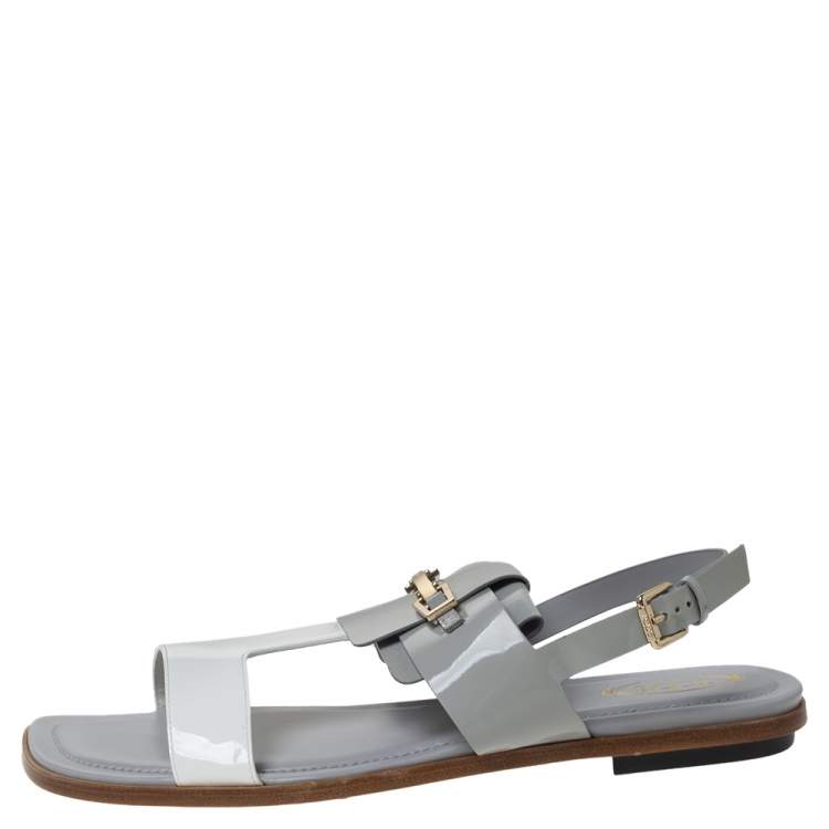 Pre Owned Tod's Grey/White Patent Leather T-Strap Buckle Detail Flat Sandals Size 39.5