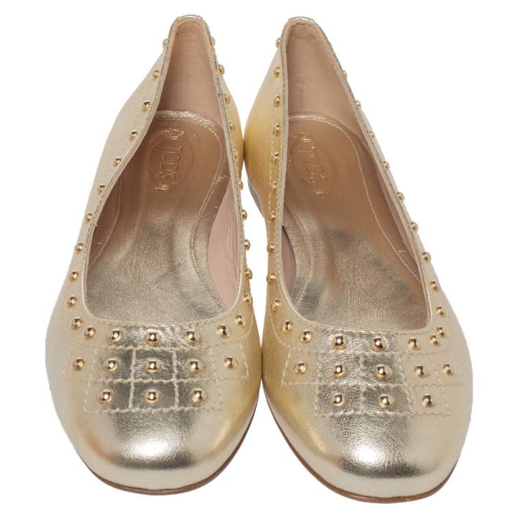 Pre Owned Tod's Metallic Gold Leather Studded Ballet Flats Size 37.5