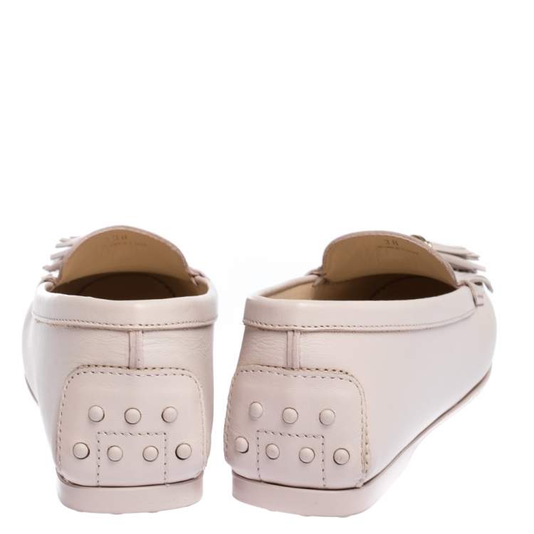 Pre Owned Tods Pale Pink Leather Fringed Loafers Size 38