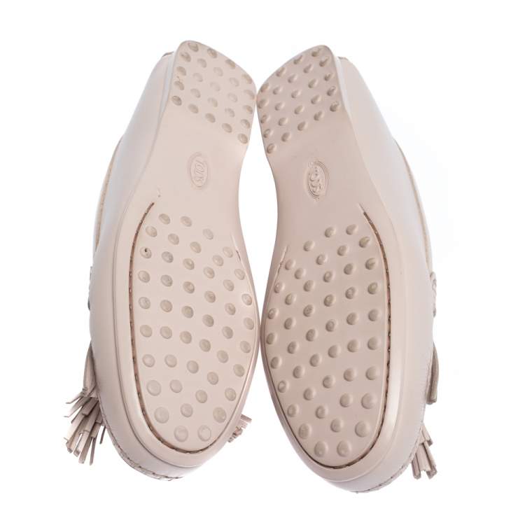 Pre Owned Tods Pale Pink Leather Fringed Loafers Size 38
