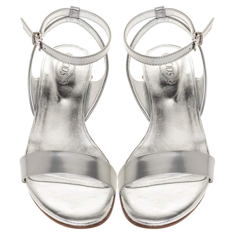 Pre Owned Tod's Silver Leather Studded Heel Ankle Strap Sandals Size 37.5