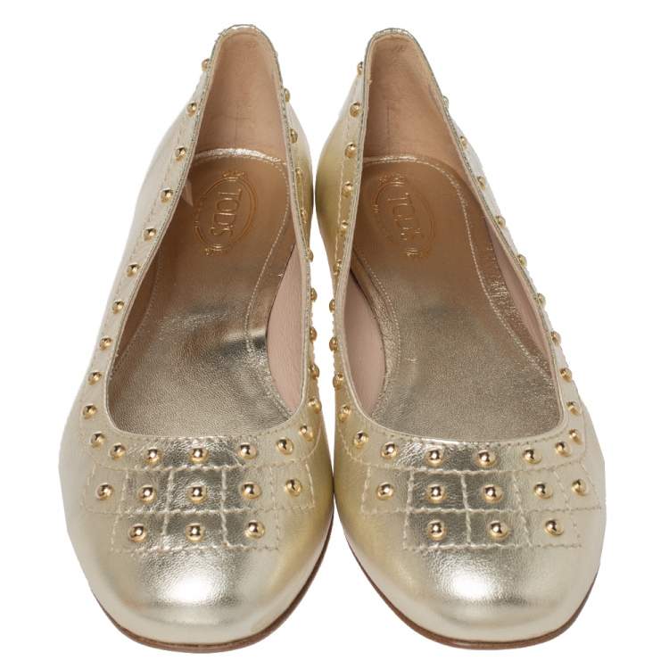 Pre Owned Tod's Metallic Gold Leather Studded Ballet Flats Size 37.5