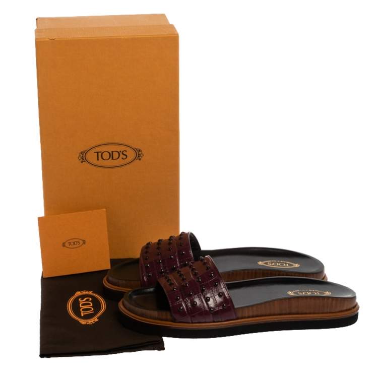 Pre Owned Tod's Burgundy Croc Embossed Leather Studded Flat Slides Size 38