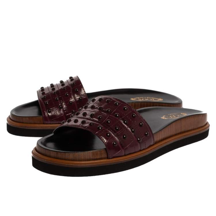 Pre Owned Tod's Burgundy Croc Embossed Leather Studded Flat Slides Size 38
