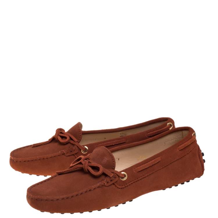 Pre Owned Tod's Tan Suede Bow Slip On Loafers Size 35.5