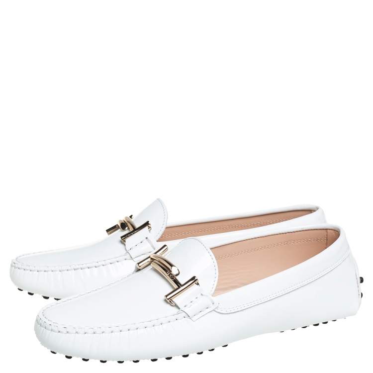 Pre Owned Tod's White Patent Leather Gommini Doppia  Loafers Size 39