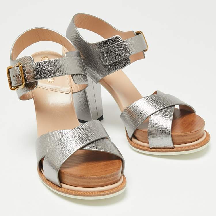Pre Owned Tod's Metallic Silver Leather Criss Cross Platform Ankle Strap Sandals Size 37.5