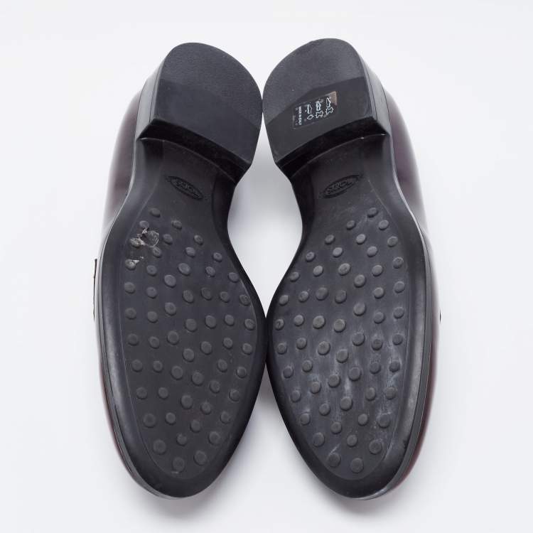 مملوكة مسبقًا Tod's Burgundy Leather Slip on Loafers Size 38