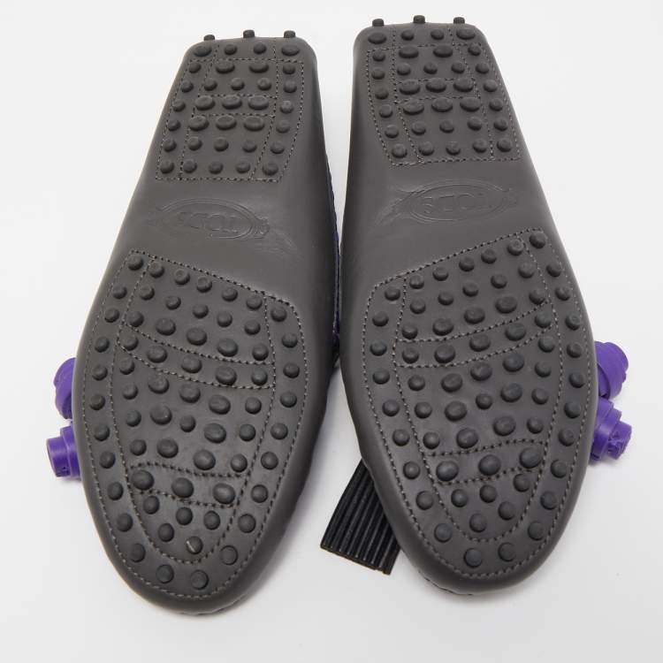 مملوكة مسبقًا Tod's Dark Grey Leather Tassel Charm Cross Stitch Detail Loafers Size 37
