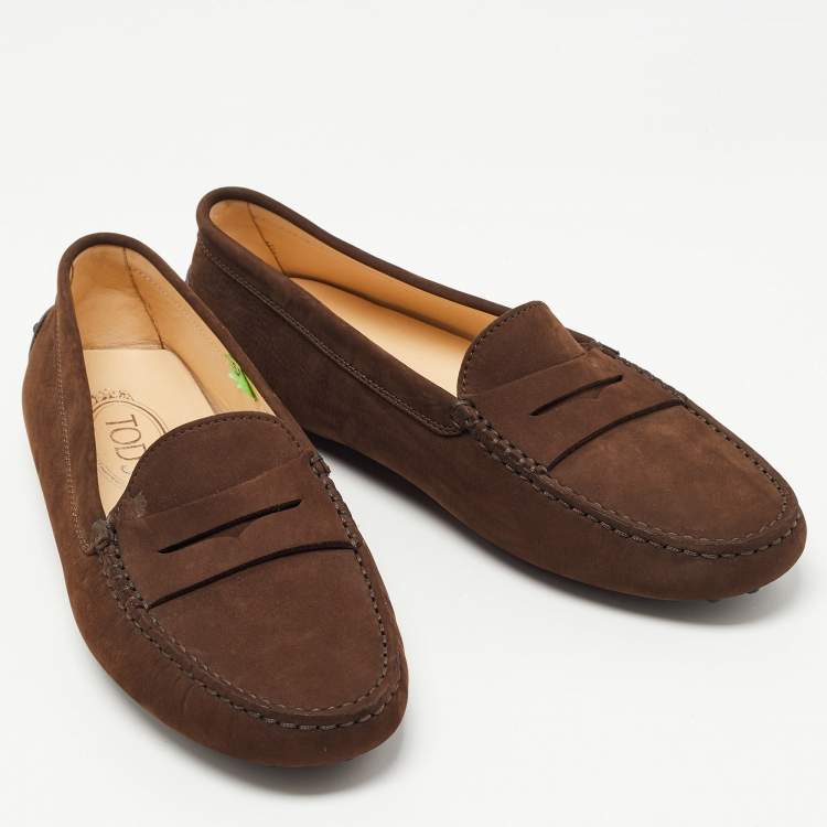 Pre Owned Tod's Brown Nubuck Leather Gommino Slip On Loafers Size 39.5