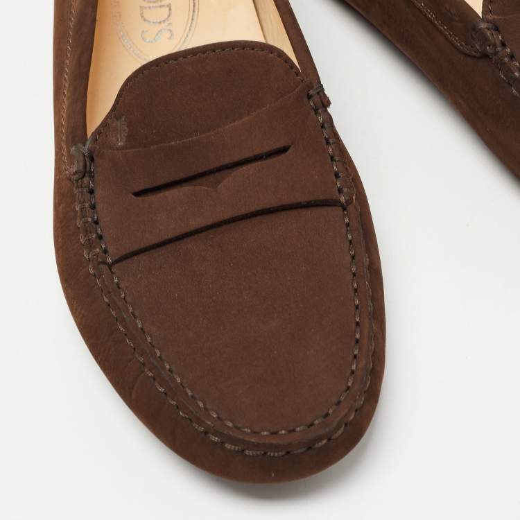 Pre Owned Tod's Brown Nubuck Leather Gommino Slip On Loafers Size 39.5