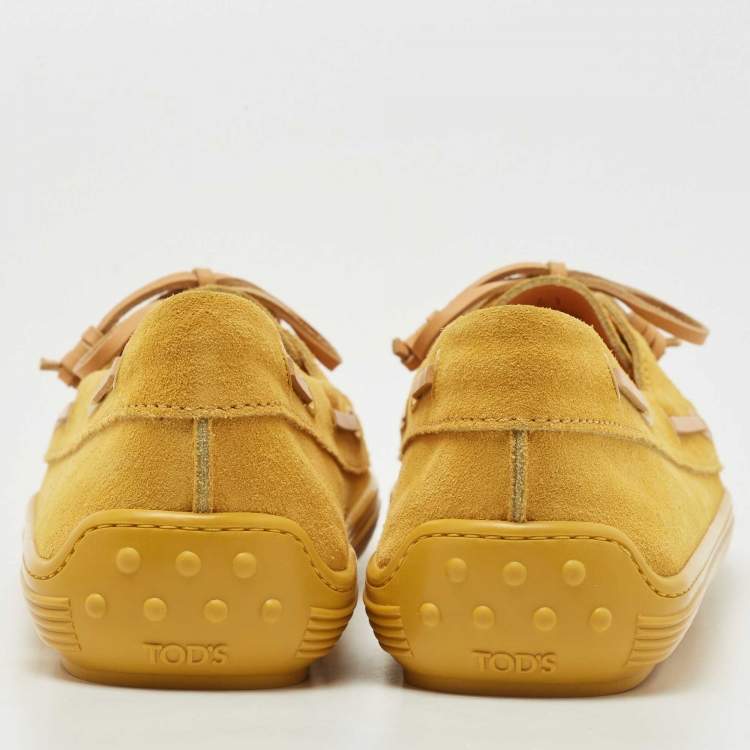 Pre Owned Tod's Yellow Suede Lace Up Loafers Size 41
