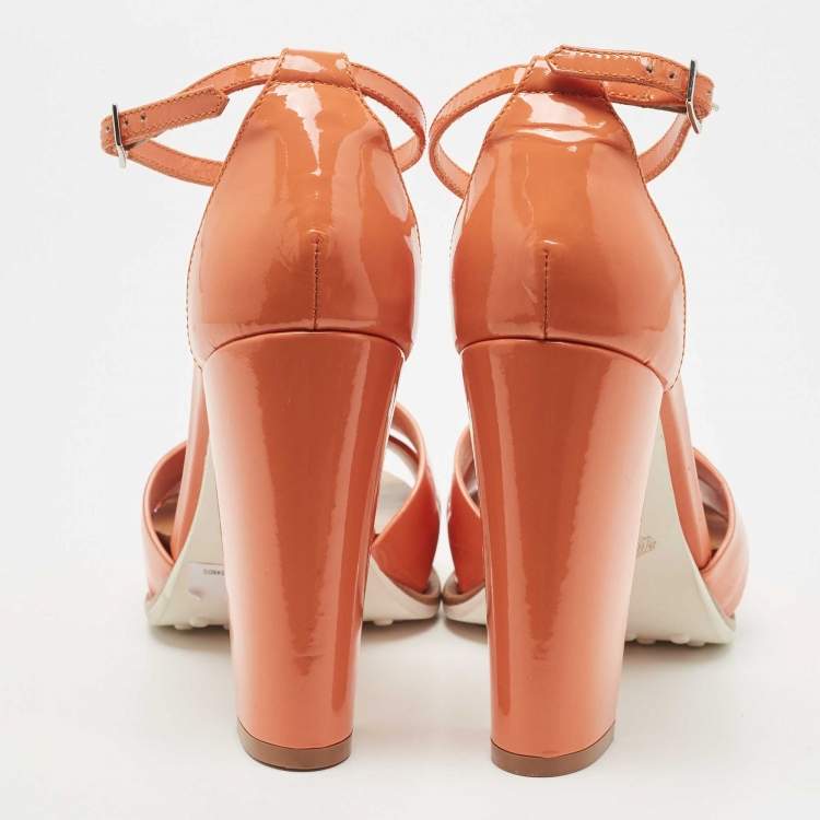 Pre Owned Tod's Light Orange Patent Leather Block Heel Ankle Strap Sandals Size 38.5