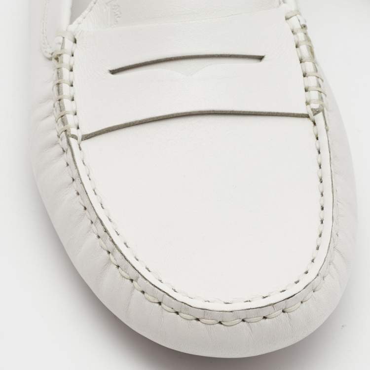 مملوكة مسبقًا Tod's White Leather Penny Driving Loafers Size 39