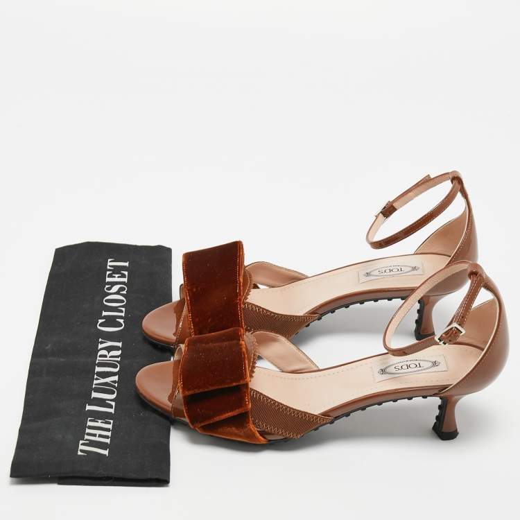 Pre Owned Tod's Brown Patent and Velvet Bow Ankle Strap Sandals Size 37.5