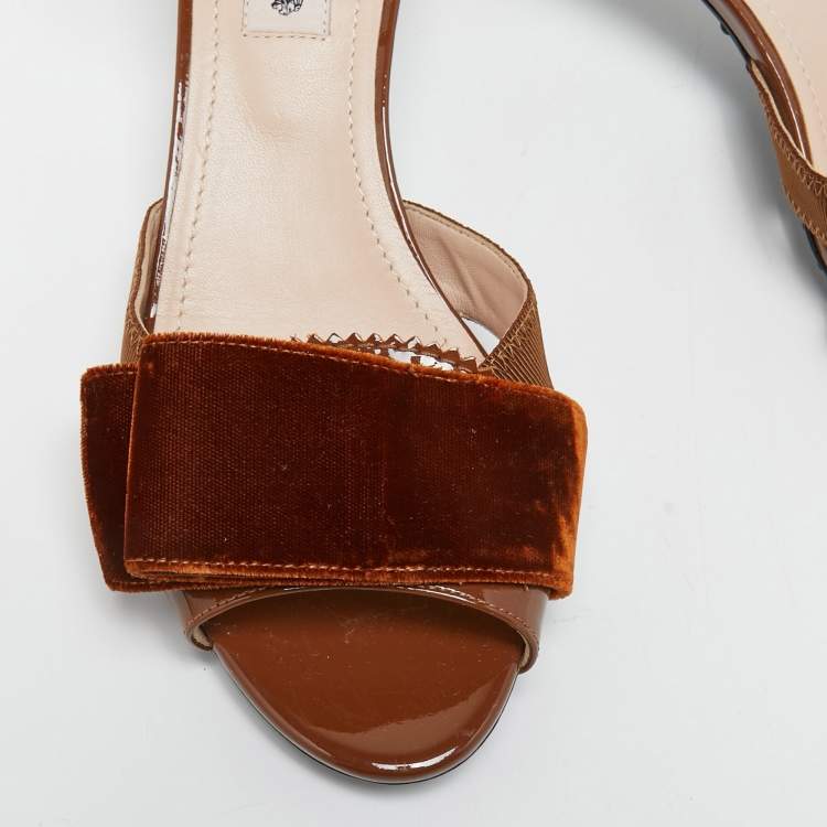Pre Owned Tod's Brown Patent and Velvet Bow Ankle Strap Sandals Size 37.5