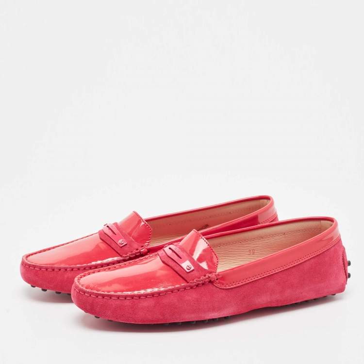 Pre Owned Tod's Red Patent Leather and Suede Gommino Loafers Size 39