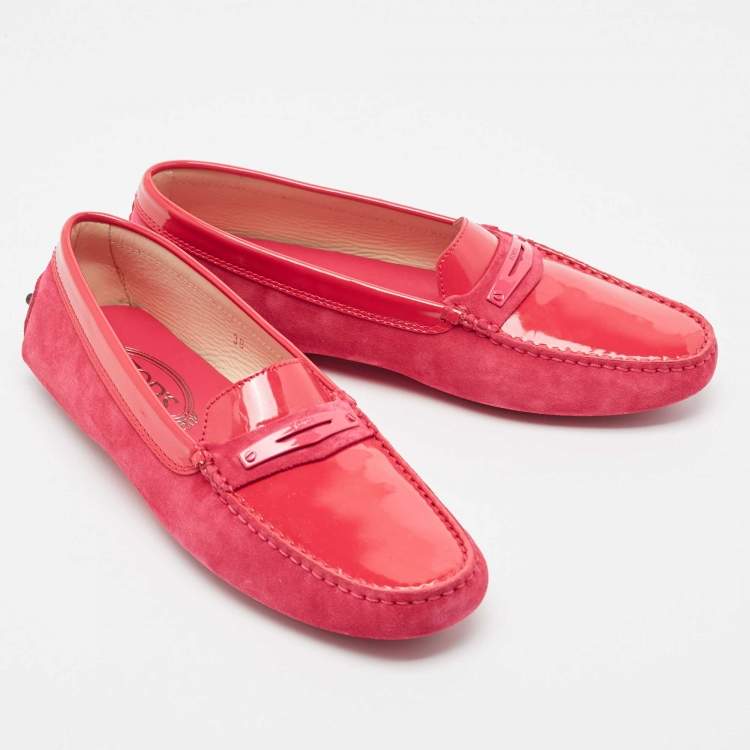Pre Owned Tod's Red Patent Leather and Suede Gommino Loafers Size 39