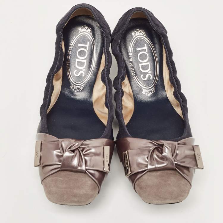 Pre Owned Tod's Navy Blue/Grey Patent Leather and Suede Scrunch Ballet Flats Size 35