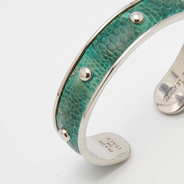 Pre Owned Tod's Silver Tone Green Embossed Leather Studded Narrow Cuff Bracelet