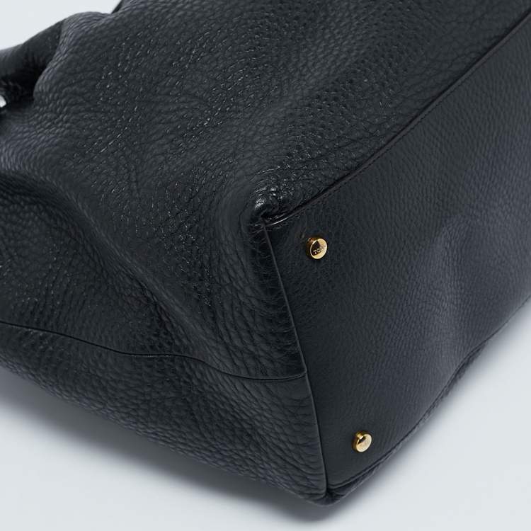 Pre Owned Tod's Black Pebbled Leather Flower Tote