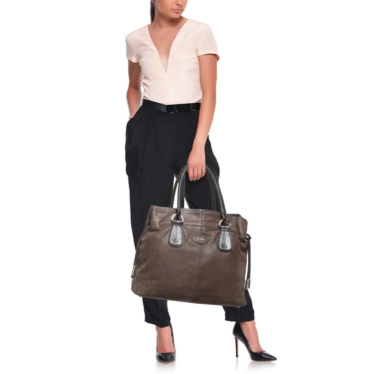 Pre Owned Tod's Dark Brown Iridescent Leather Drawstring Tote