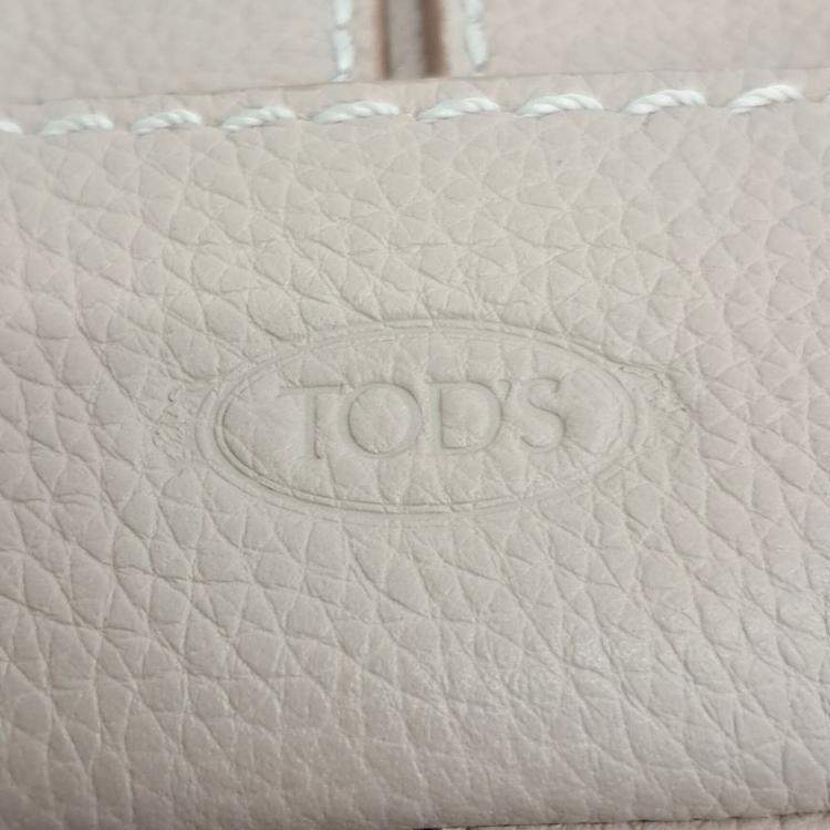 Pre Owned Tod's Beige Leather shoulder bag