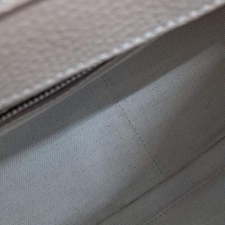 Pre Owned Tod's Beige Leather shoulder bag