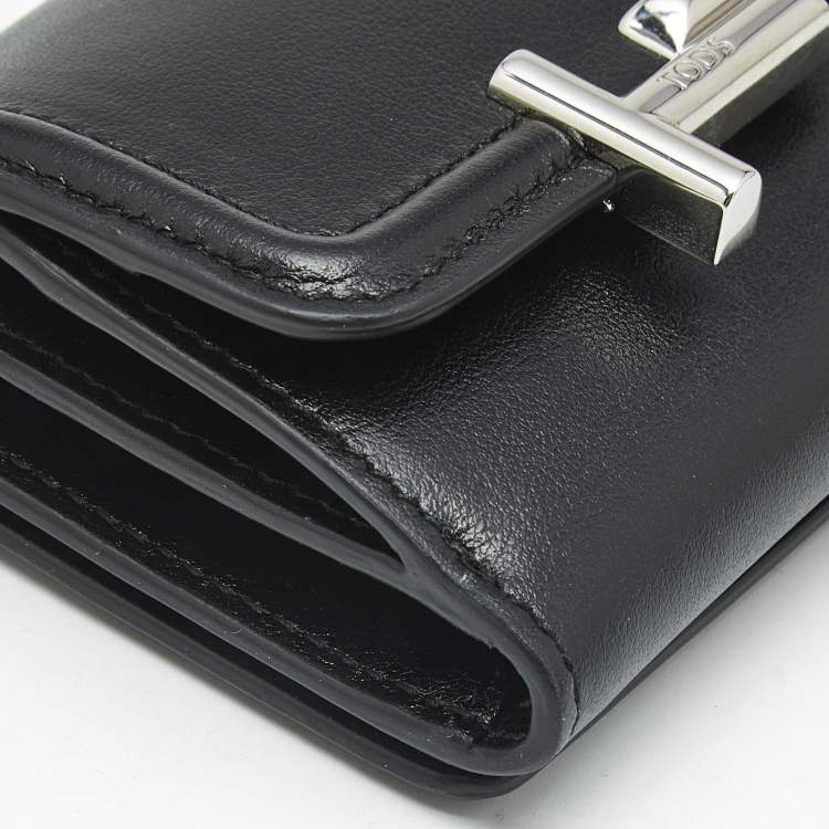 Pre Owned Tod's Black Leather Double T Trifold Wallet