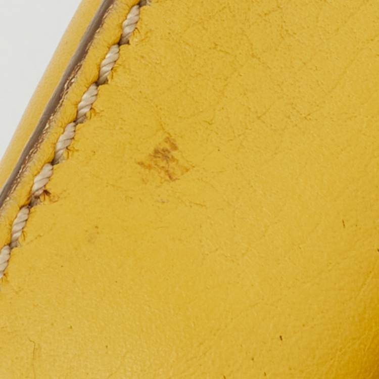 Pre Owned Tod's Yellow Leather Charlotte Hobo