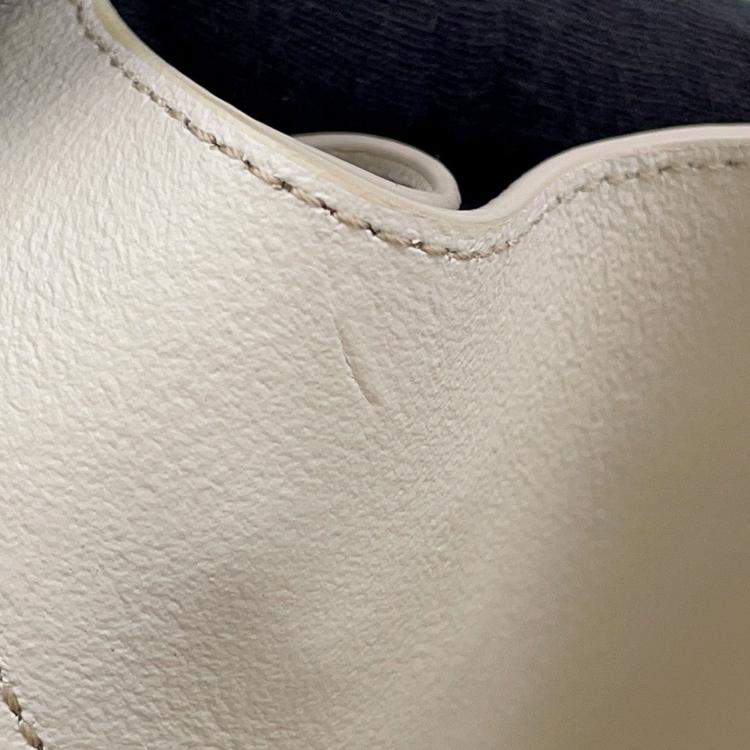 Pre Owned Tod'S Leather Bag Mini White Leather Size Mini