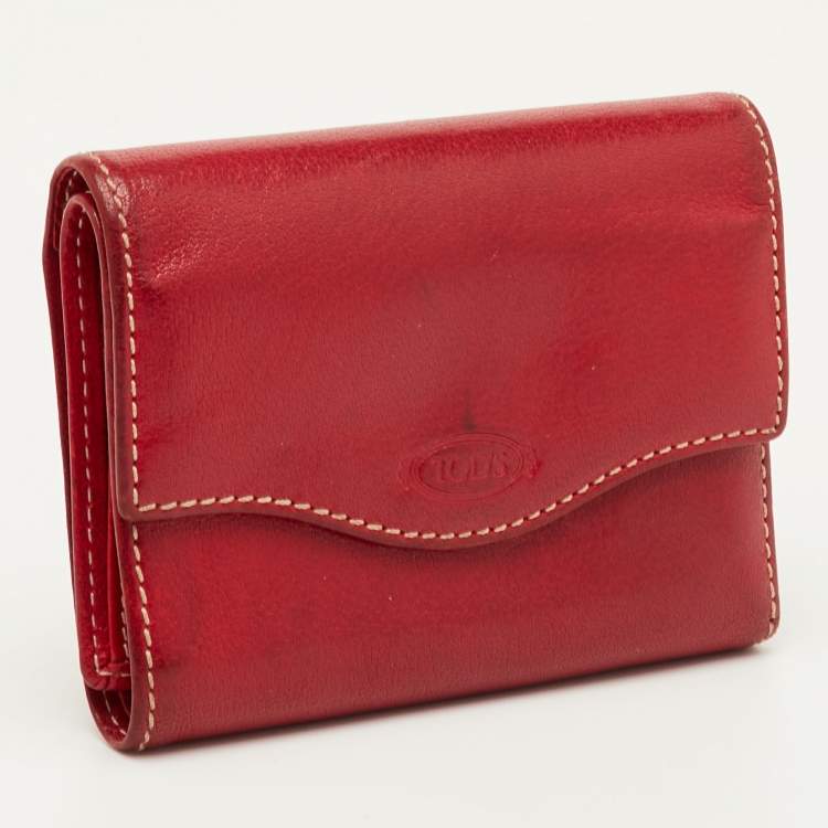 Pre Owned Tod's Dark Red Leather Flap Compact Wallet
