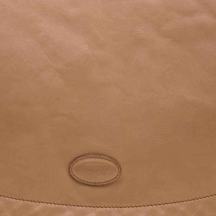 Pre Owned Tod's Camel Leather Softy Grande Goa Messenger Bag